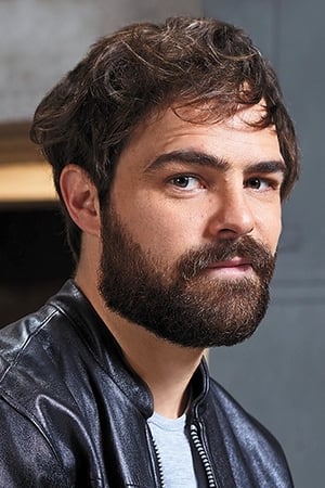 Peter Lanzani