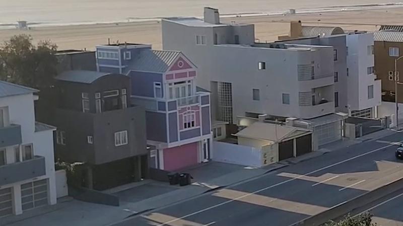 Barbenheimer podnosi kinowy wachlarz w Wielkiej Brytanii, ale nie osiąga sprzed pandemii