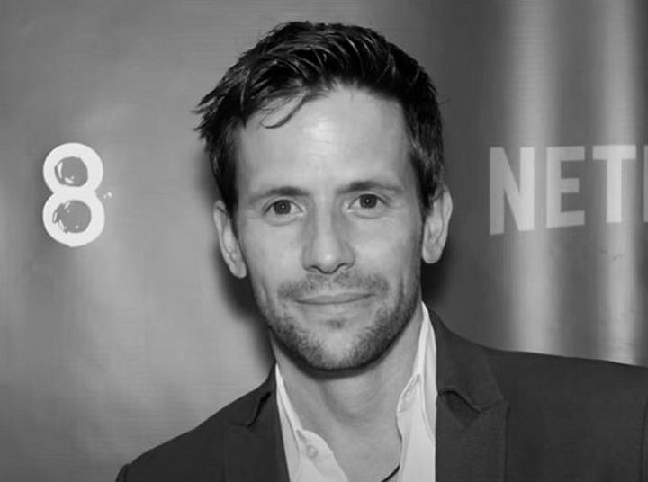 Tragiczna śmierć Christiana Oliviera w katastrofie samolotu – co musisz wiedzieć o gwieździe „Speed Racer” i „Szkoły Gry”