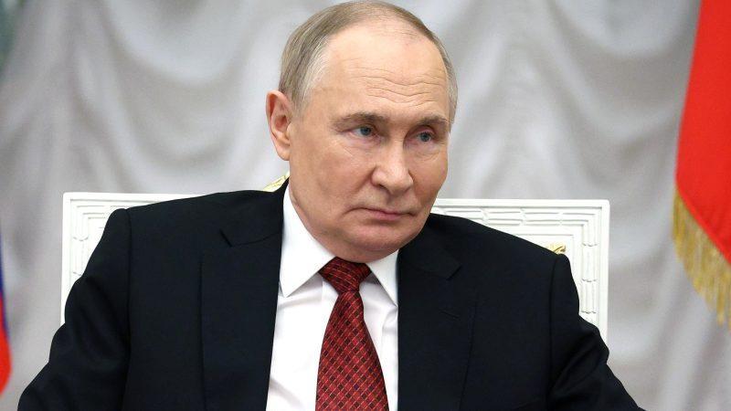 Putin i sztuczna inteligencja: sprawdzian zaufania społecznego w dobie technologii