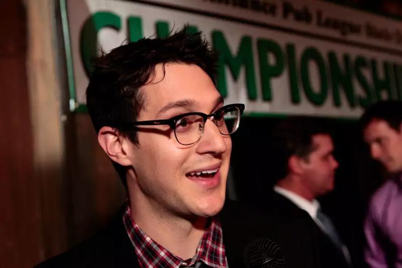 Z publicystyki do produkcji: Historia współpracy z Danem Levy w "Good Grief"