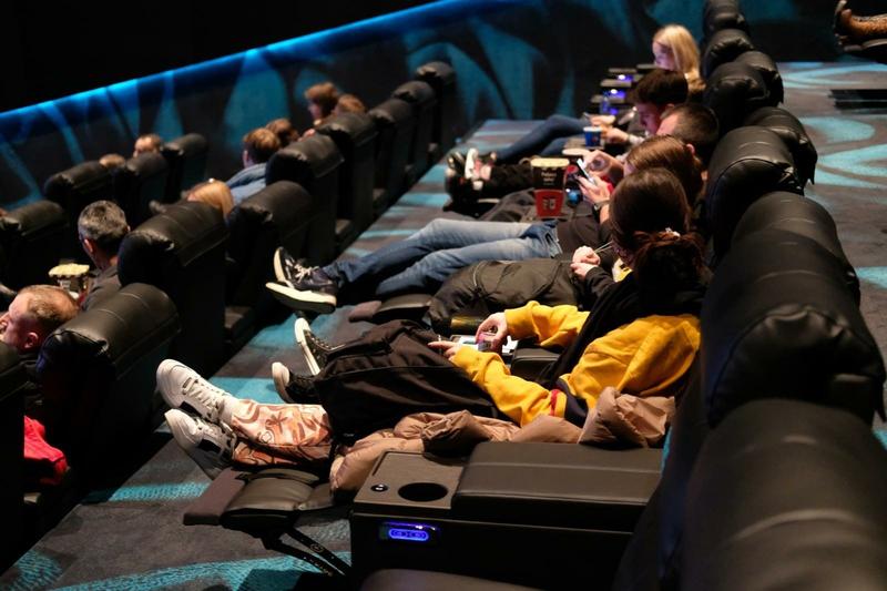 Promocje i zniżki w kinie Helios