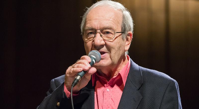 Andrzej Dąbrowski - odkryj życie i twórczość cenionego muzyka, który podbił serca fanów