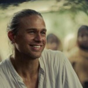 Obsada filmu „Król Artur: Legenda miecza” – odkryj tajemnice aktorów za legendą